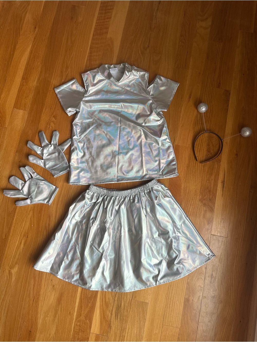 Sparkle In Pink Alien Costume Size 7/8 (XXL) Silver Elastic Skirt Top Accessory - Picture 2 of 6